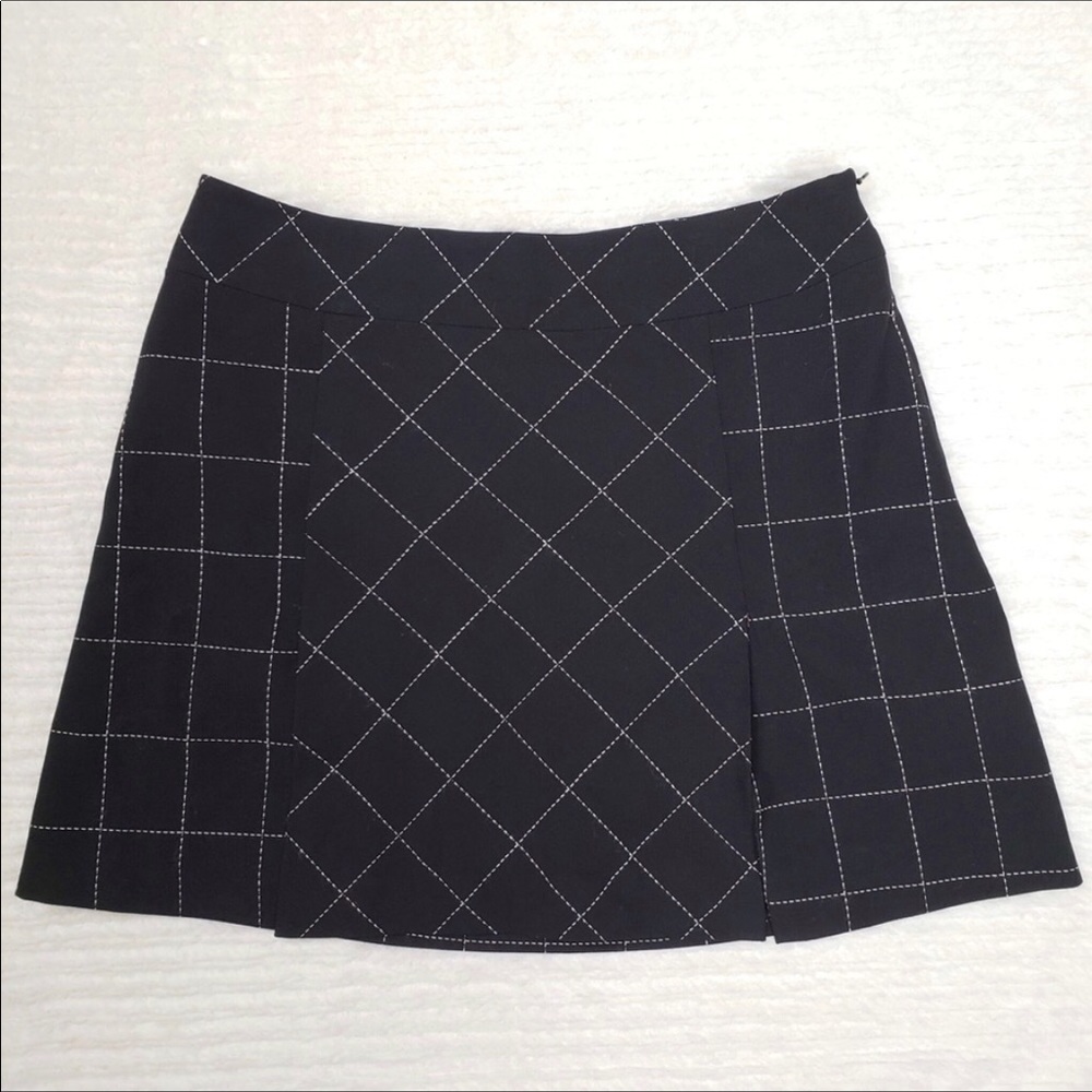 Trina Turk Black 90’s Y2K Black & White Mini Skirt Size 2